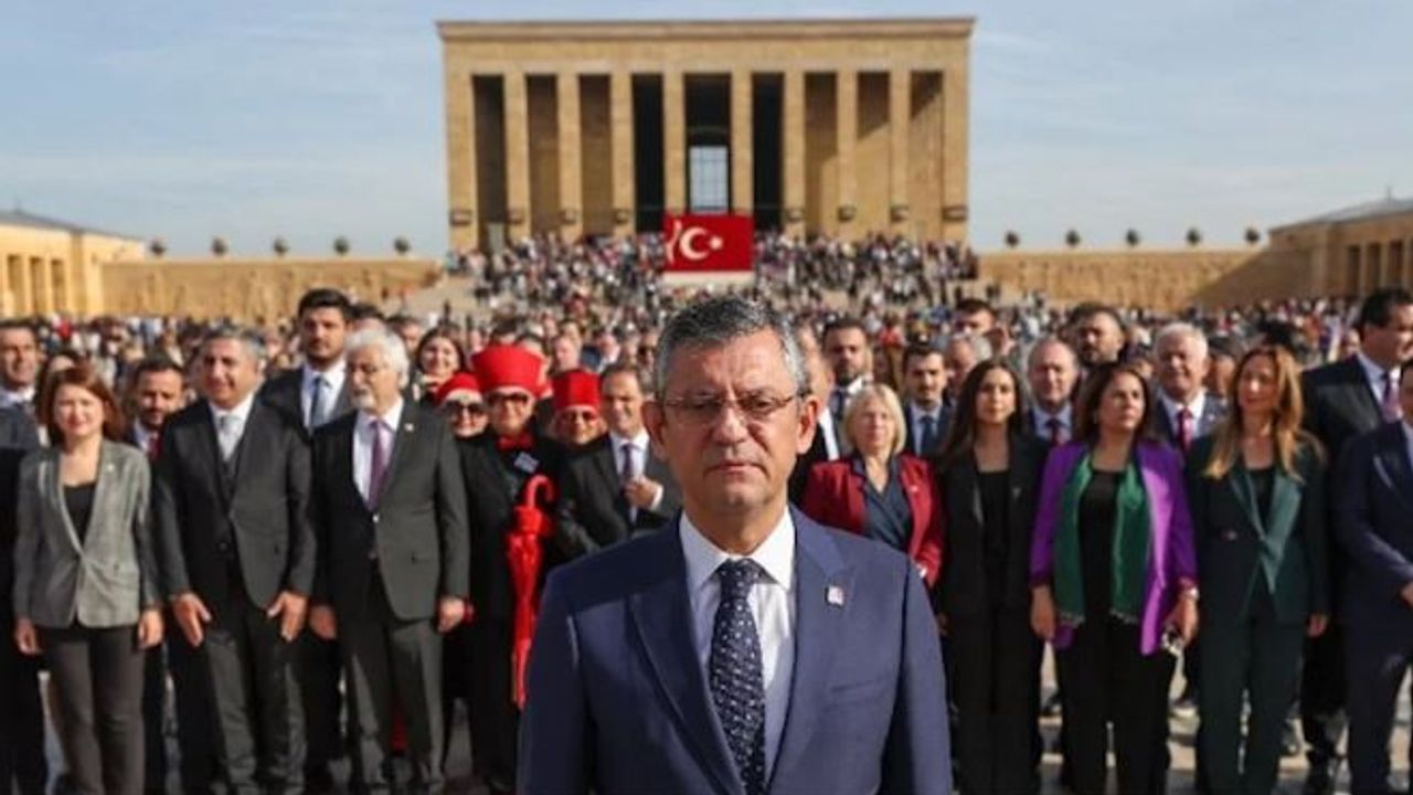 CHP Parti Meclisinden Anıtkabir’e ziyaret