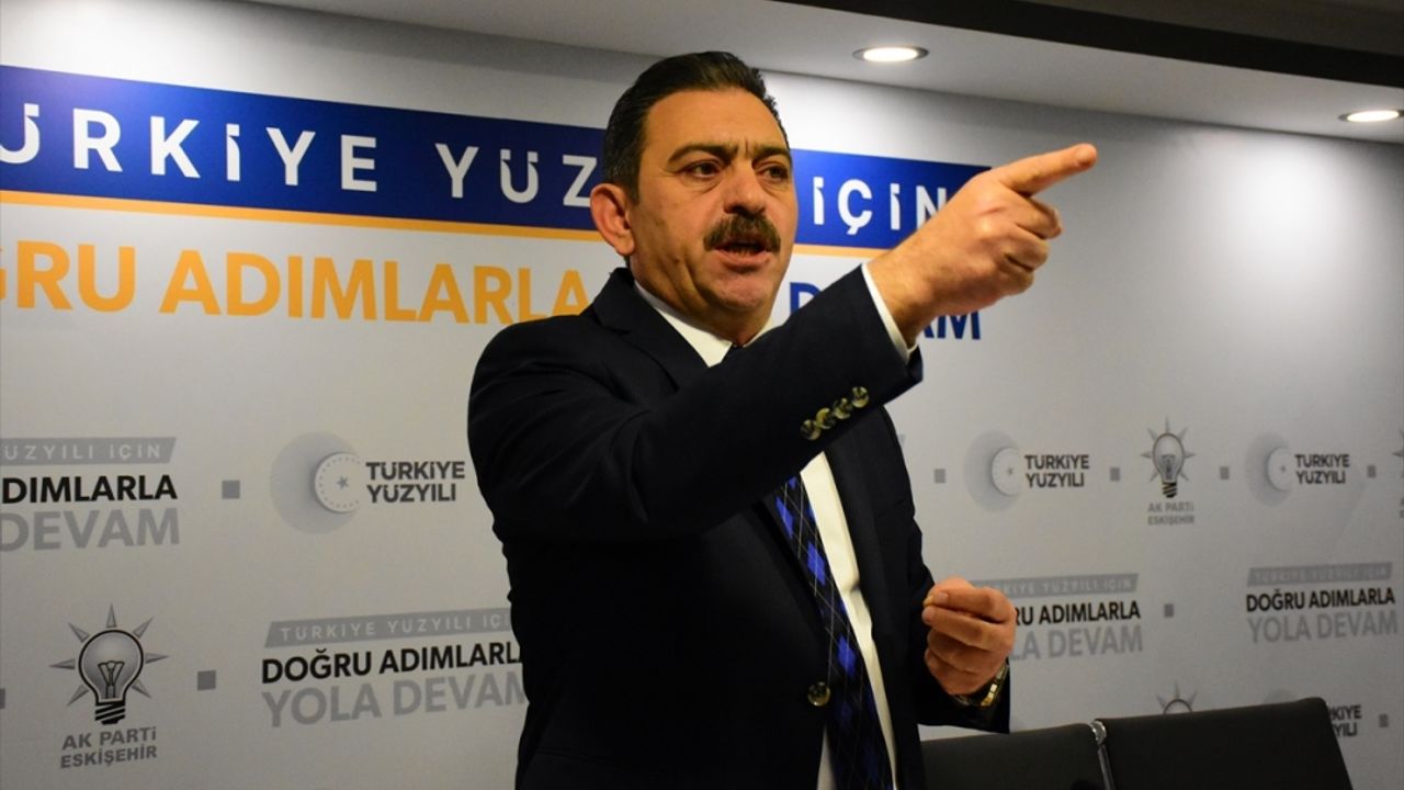 AK Parti'li Özcan'dan Odunpazarı Belediye Başkanı Kurt'a eleştiri