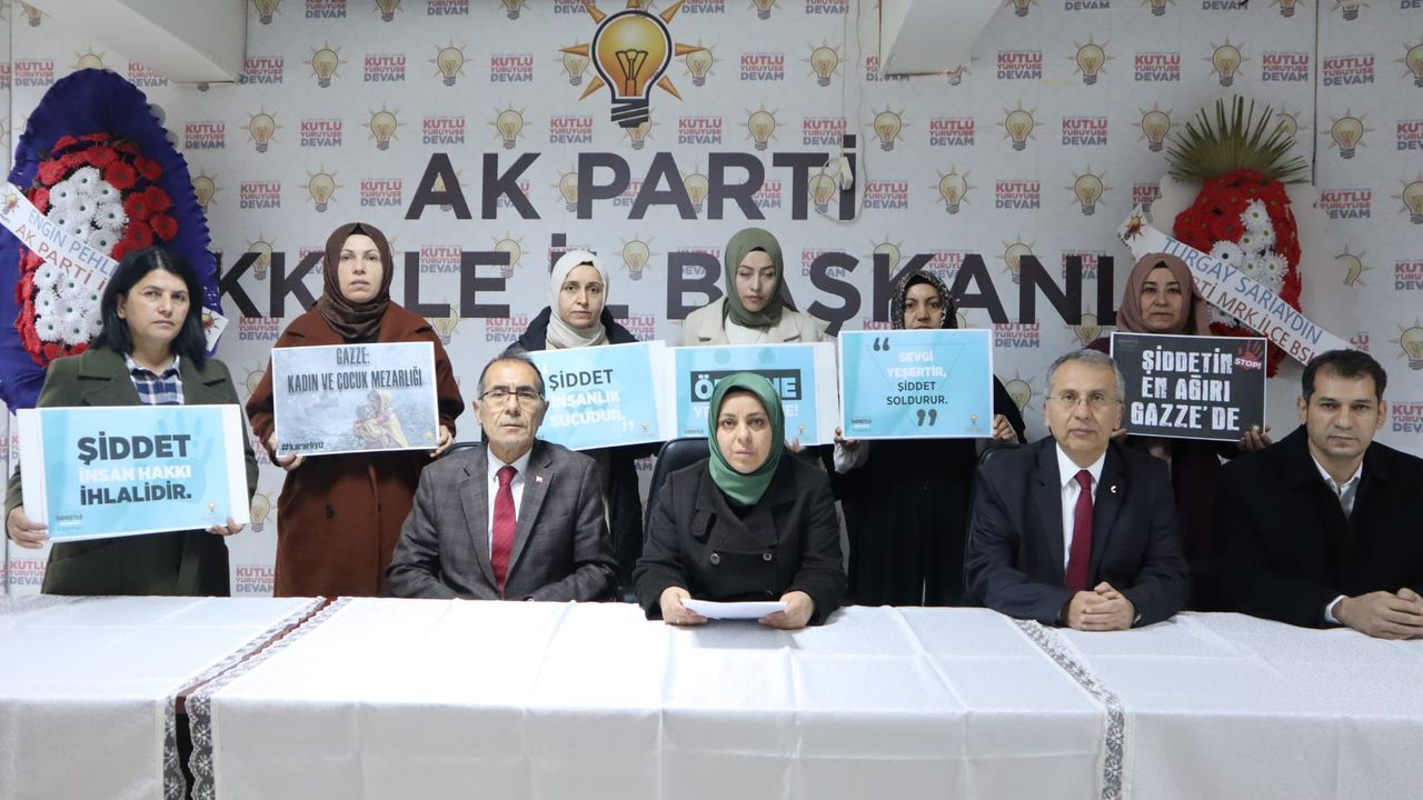 AK Parti yüksek sesle,'Kadına Şiddete Hayır'