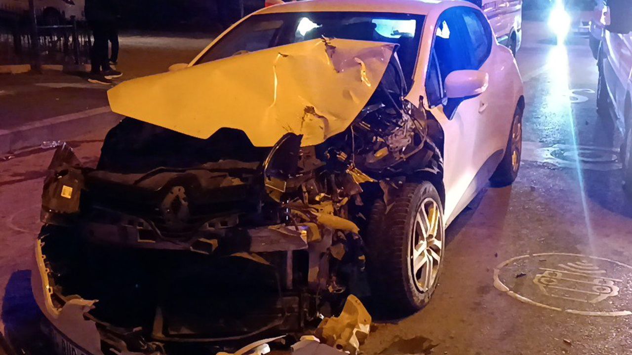 Kırıkkale'de zincirleme trafik kazasında 4 kişi yaralandı