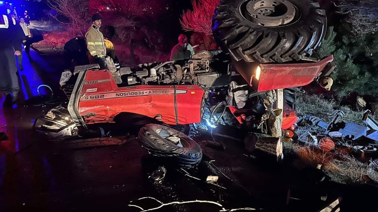 Kırıkkale'de kamyon traktörle çarpıştı: 1 ölü, 1 yaralı