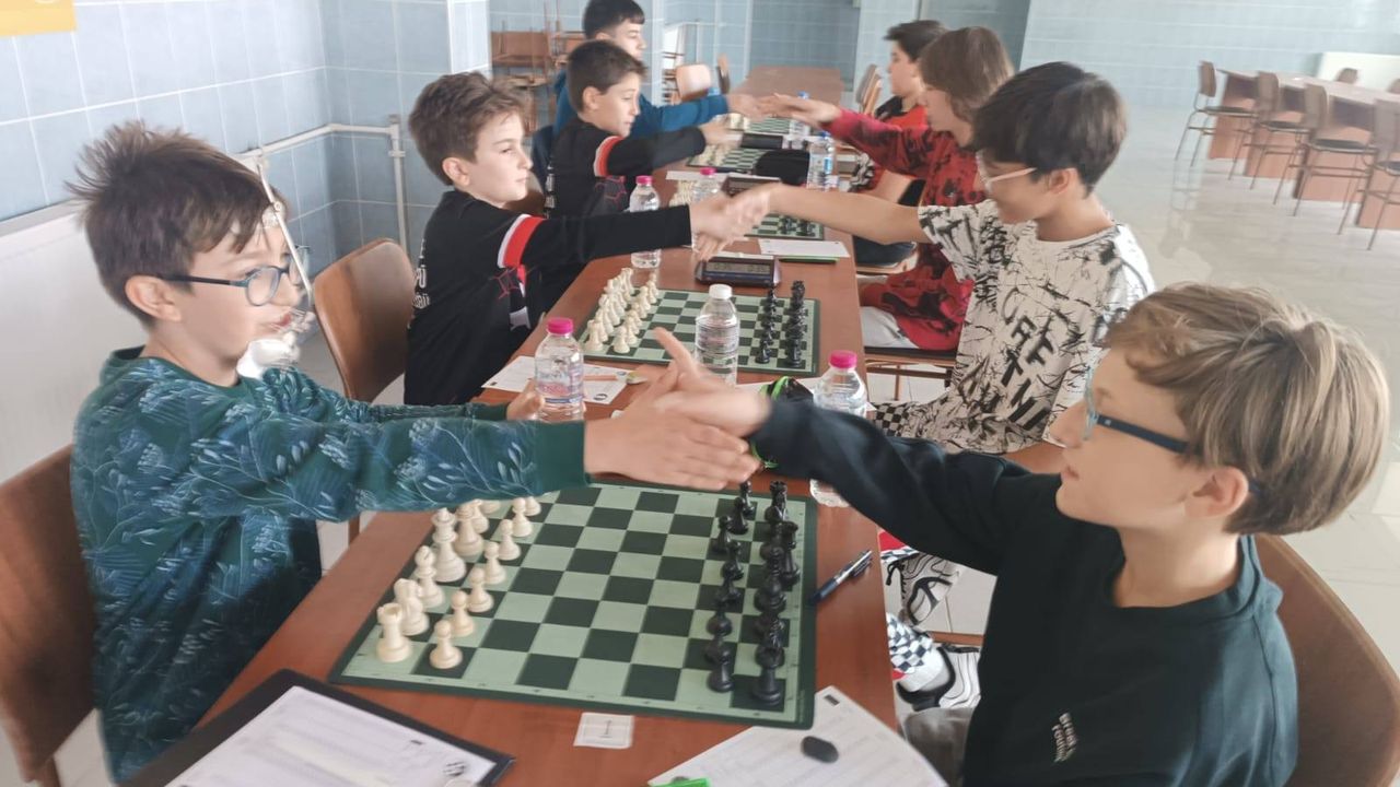 82 Sporcu Cumhuriyet İçin Hamle Yaptı