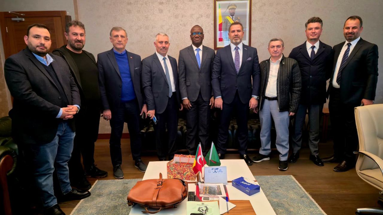 Başkan Geyik: “Afrika’da Ticaret Köprüleri Kuruyoruz”