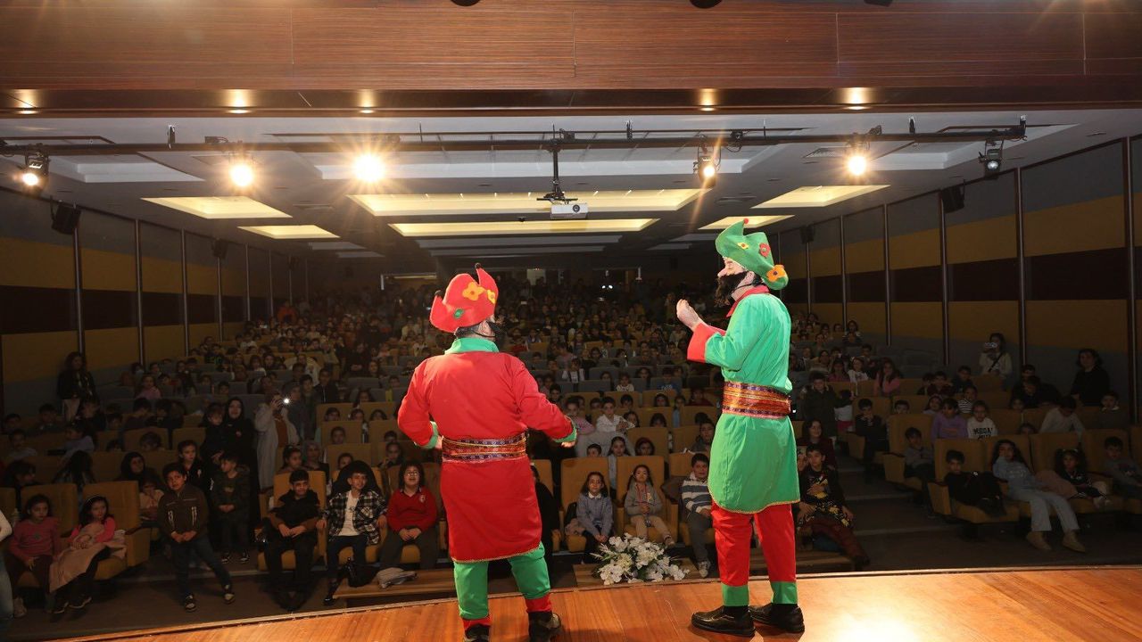 Kırıkkale’de Çocuklar Hacivat–Karagöz Gösterisiyle Buluştu