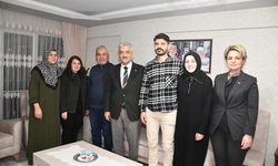 Vali Mehmet Makas ve Eşi Elif Makas, Şehit Ailelerini Ziyaret Etti