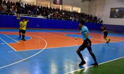 Gençler Futsal Müsabakaları heyecanı