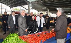 Kırıkkale Valisi Pazar pazar geziyor