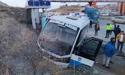 Sicili bozuk yolda yine kaza