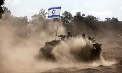İsrailli Bakan, Ateşli Silahlar Şube Müdürü'nün İstifasıyla Karşı Karşıya