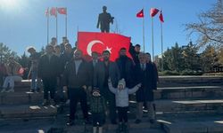 12 Şehit,12 gül
