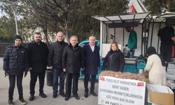 AK Parti şehitlerimiz için lokma dagıttı
