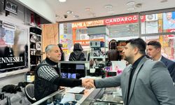 Zafer Partisi Adayı Emin Erkeç sıkılmadık el bırakmadı