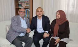 Şehit ailesinin duasını aldı