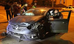 Kırıkkale'de 2 Otomobilin Çarpıştığı Kazada 5 Kişi Yaralandı