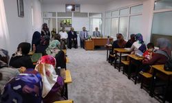 Kırıkkale Müftüsü  kursları geziyor
