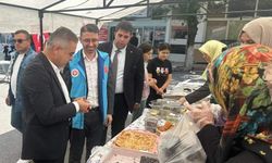Pazar yerinde Hayır Kermesi düzenlendi.