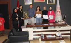 Öğrencilerden İl Müdürü Güneş'e Teşekkür Ziyareti