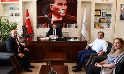 Müdür Aydın’a 3D Yazıcıdan Satranç Takımı Hediyesi