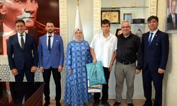 İl Müdürü Aydın'dan Türkiye Birincisi Mert Atay Gül'e Tebrik