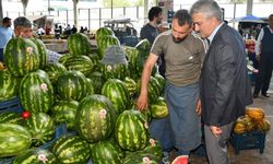 Kırıkkale Valisi pazar pazar geziyor