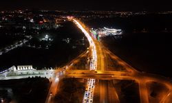 Tatil Dönüşü Kırıkkale'de Yollar Kilitlendi