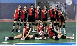 Başaran Koleji Kızlar Voleybol Takımından Büyük Başarı