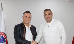 Kırıkkale FK'nın yeni hocası Bülent Akan