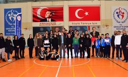 Yıldız Erkekler Badminton Müsabakaları  Sona Erdi