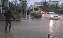 Kırıkkale’de Sağanak Yağış Etkili Oldu