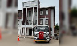 Yeni Yol Süpürme Aracı Hacılar’da Hizmete Hazır