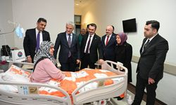 Vali Makas’tan Tıp Fakültesi’ne Moral Ziyareti
