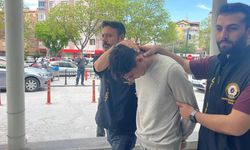 Tartıştığı Kişiyi Kafasından Taşla Yaraladı