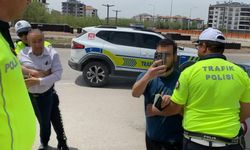 Plakasını Kapattı, Yakalanınca"Cenazemiz Var" Dedi