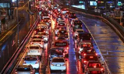 Trafiğe 4 Ayda 690 Bin Taşıt Eklendi: Yarısı 4 Büyük İlde