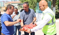 Başkan Önal’dan Asfalt Mesaisine Moral Ziyareti