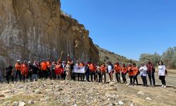 Doğaseverler BOZDAK’la Yollarda