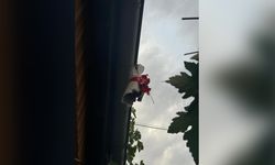Eğitim Amacıyla Atılan Roket Evin Çatısına Düştü
