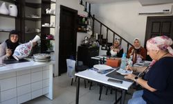 Kırıkkaleli Kadınlar Çini Kursunda Üretiyor