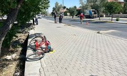 Otomobilin Çarptığı Bisiklet Sürücüsü Yaşamını Yitirdi