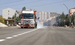 Yenişehir'in en işlek Caddesi asfaltlandı