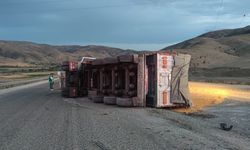 Kırıkkale'de iki tır çarpıştı