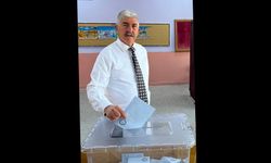 Karaahmetli'de kim muhtar seçildi ?