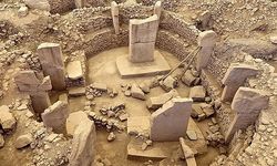 Göbeklitepe’de Duvara Monte İnsan Heykeli Ortaya Çıktı