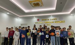 Siyer-i Nebi Yarışmasında Öğrenciler Ödüllendirildi
