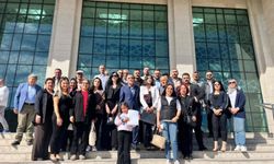 Yücel Kızık ve Yönetimi Mazbatalarını Teslim Aldı