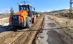 Kırıkkale’de Köy Yolları Yeniden Şekilleniyor