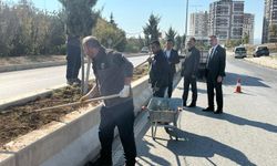 Yahşihan’da Orta Refüj Düzenleme Çalışmaları Sürüyor