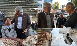 Vali Makas Pazar Esnafıyla Buluştu