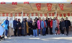 Hanımeli Pazarı’nda El Emeği Ürünler İlgi Görüyor