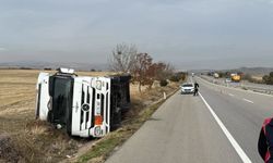 Kırıkkale’de Yakıt Yüklü Tır Devrildi